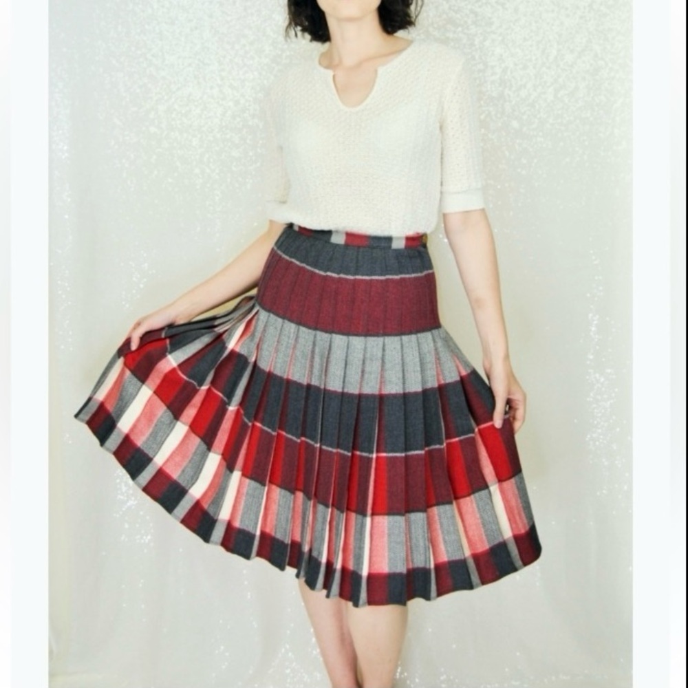 Vtg Handmade Womens Plaid pleated A-Line skirt size M